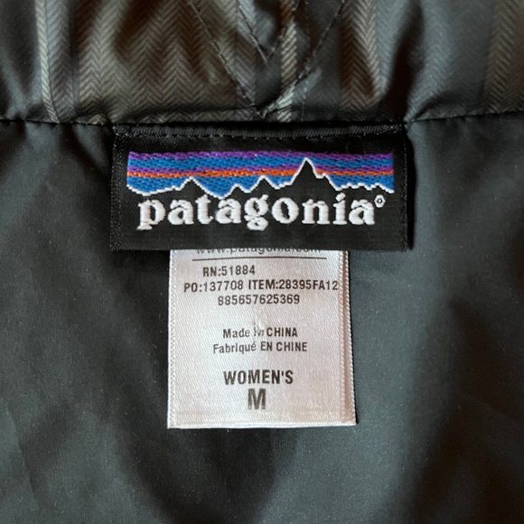 PATAGONIA Size Medium Women's 600 Down With It Full-Zip Tartan Plaid Hooded Vest - Picture 13 of 13